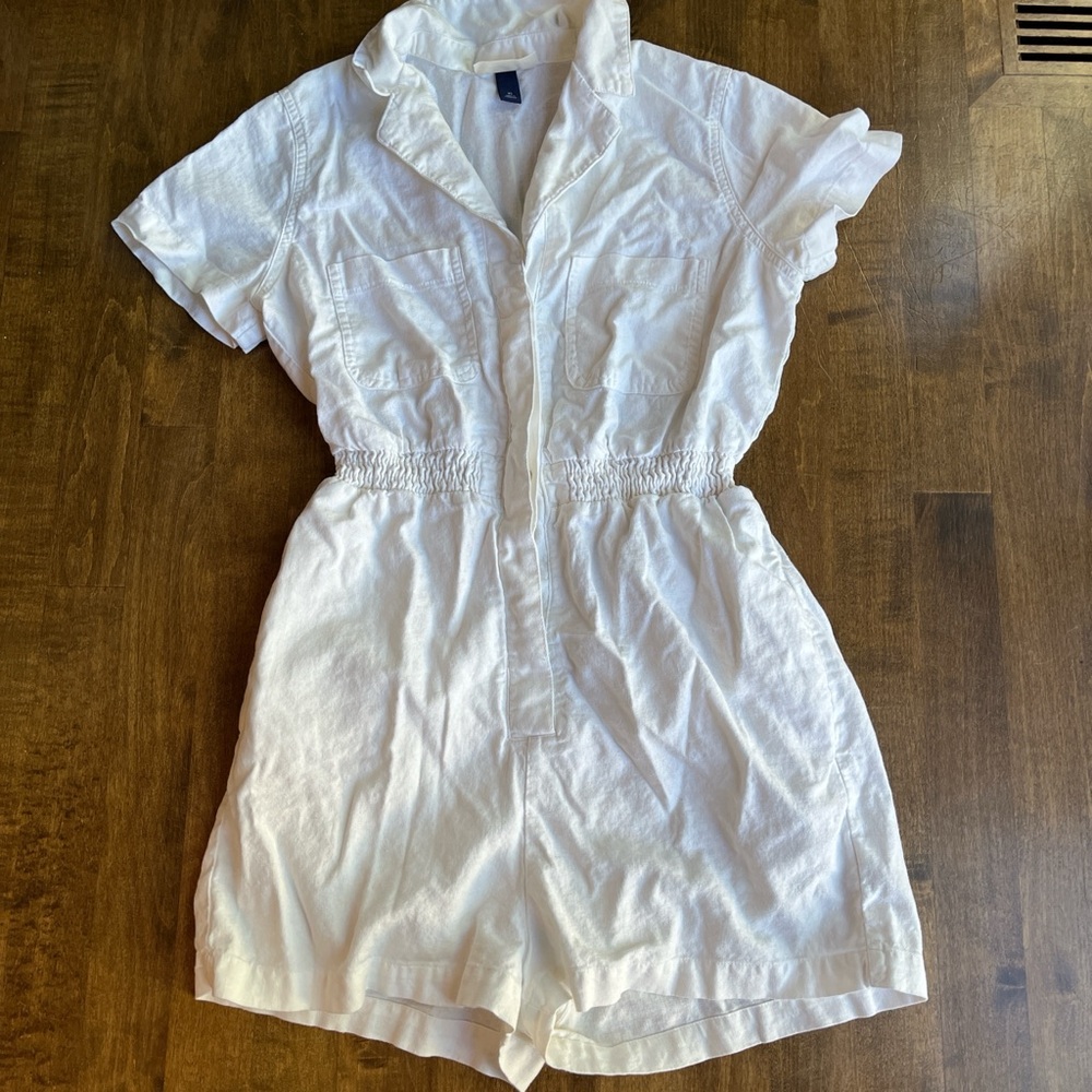 Universal Thread White Short Sleeve Romper